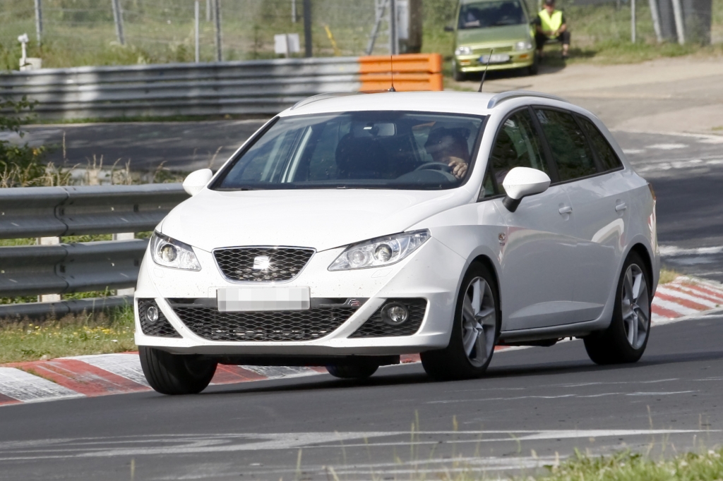 Erwischt: Erlkönig Seat Ibiza ST FR