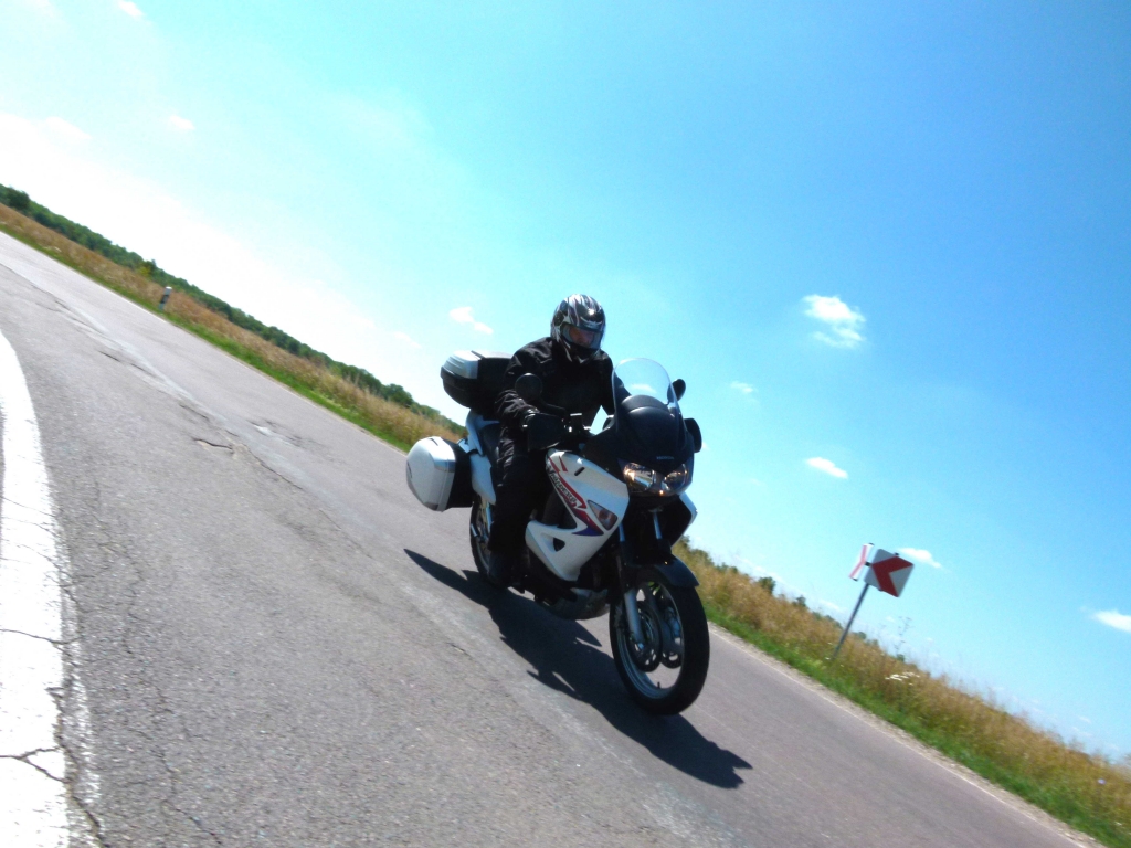 Fahrbericht Honda Varadero XL 1000: Die Limousine unter den Reisemaschinen