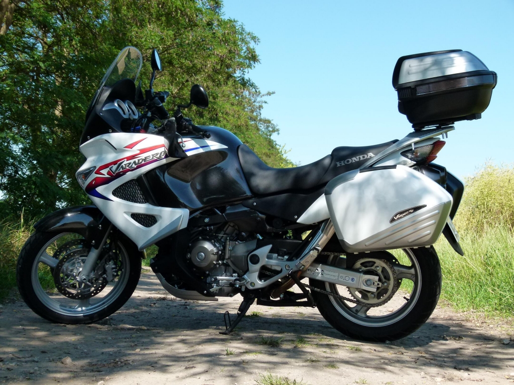 Fahrbericht Honda Varadero XL 1000: Die Limousine unter den Reisemaschinen