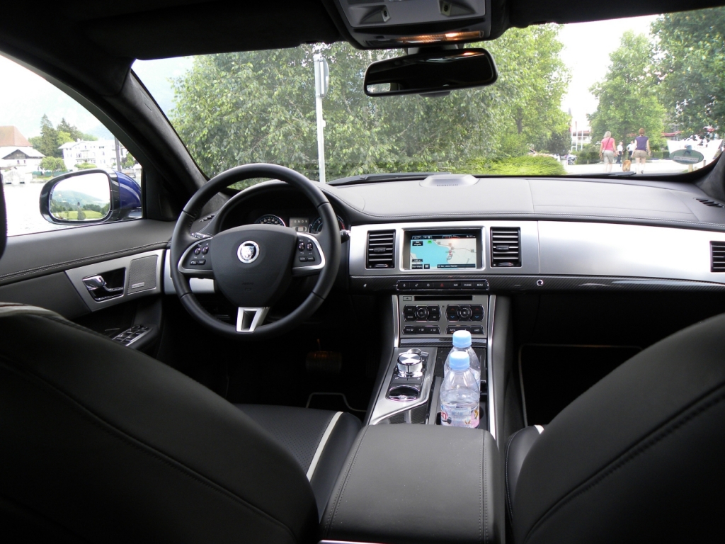 Jaguar XF 2.2 D.