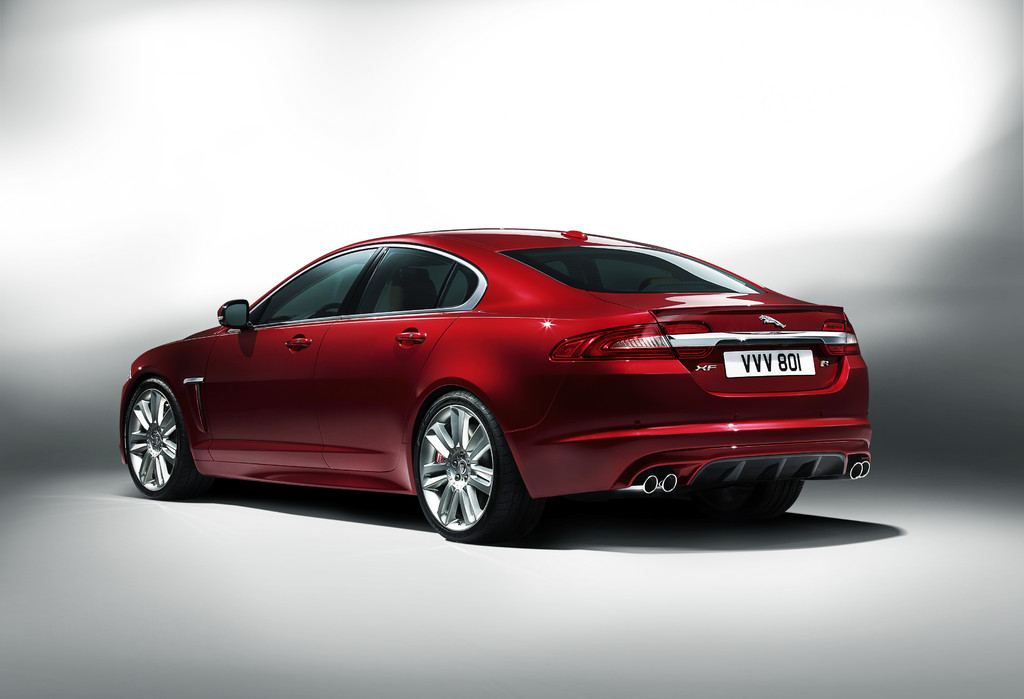 Jaguar XFR.