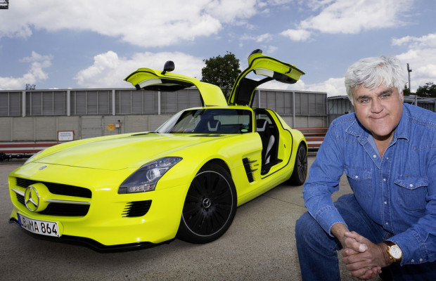 Jay Leno baut bei AMG einen Achtzylinder-Motor