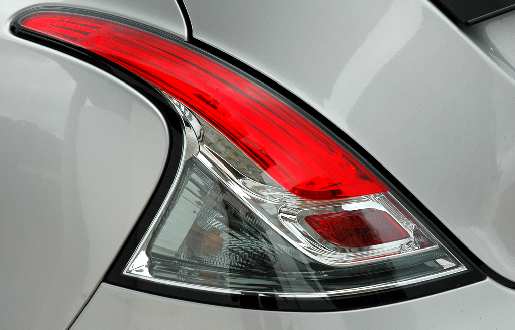 Lancia Ypsilon: Moderne LED-Leuchteinheit hinten. 