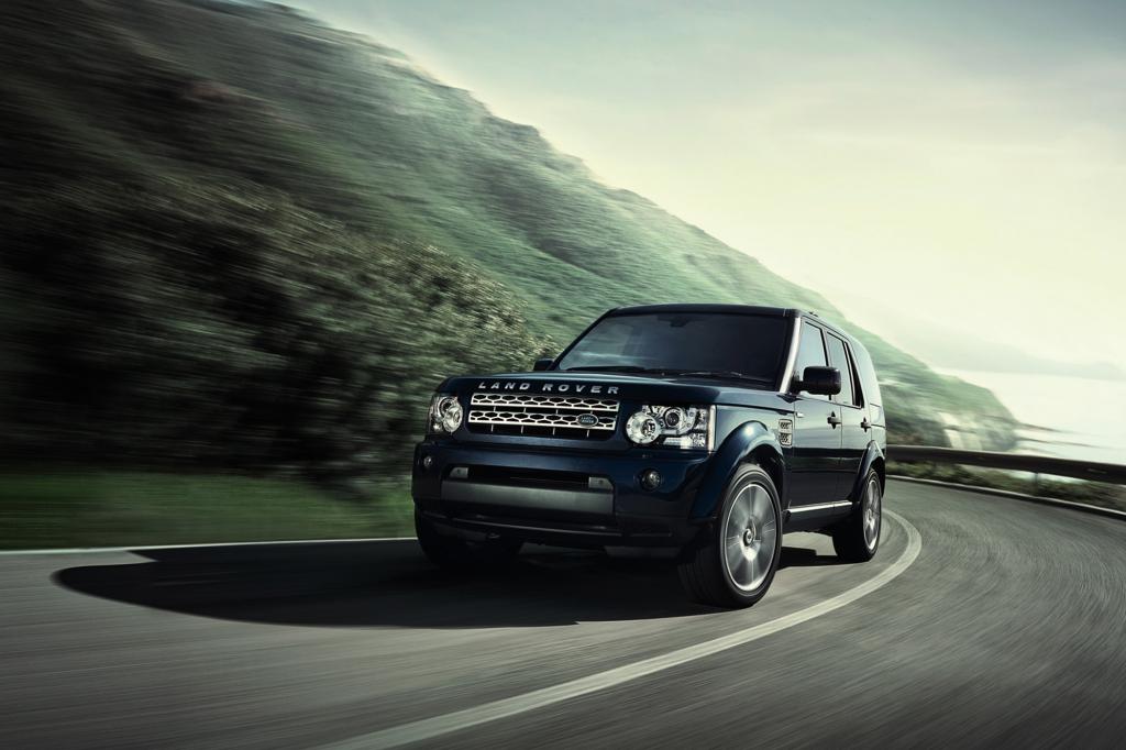 Land Rover - Mit acht Gängen durchs Gelände