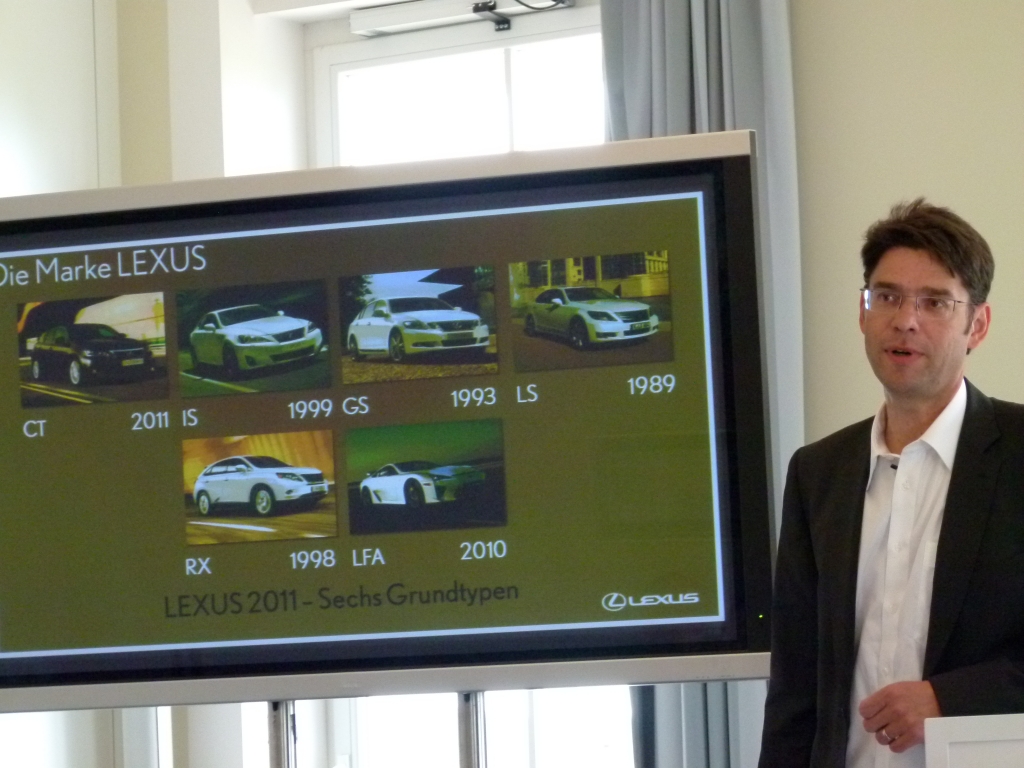 Lexus CT 200h: Erster Vollhybrid der Kompaktklasse mit kleinen Schönheitsfehlern | Karsten Rehmann, Lexus Presse