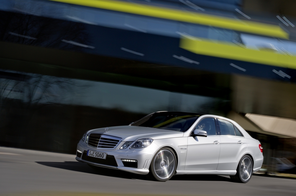 Mercedes-Benz E 63 AMG - Zwischen Gentleman-Limousine und Machohammer
