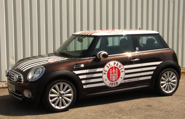 Mini und FC St. Pauli verlängern Zusammenarbeit