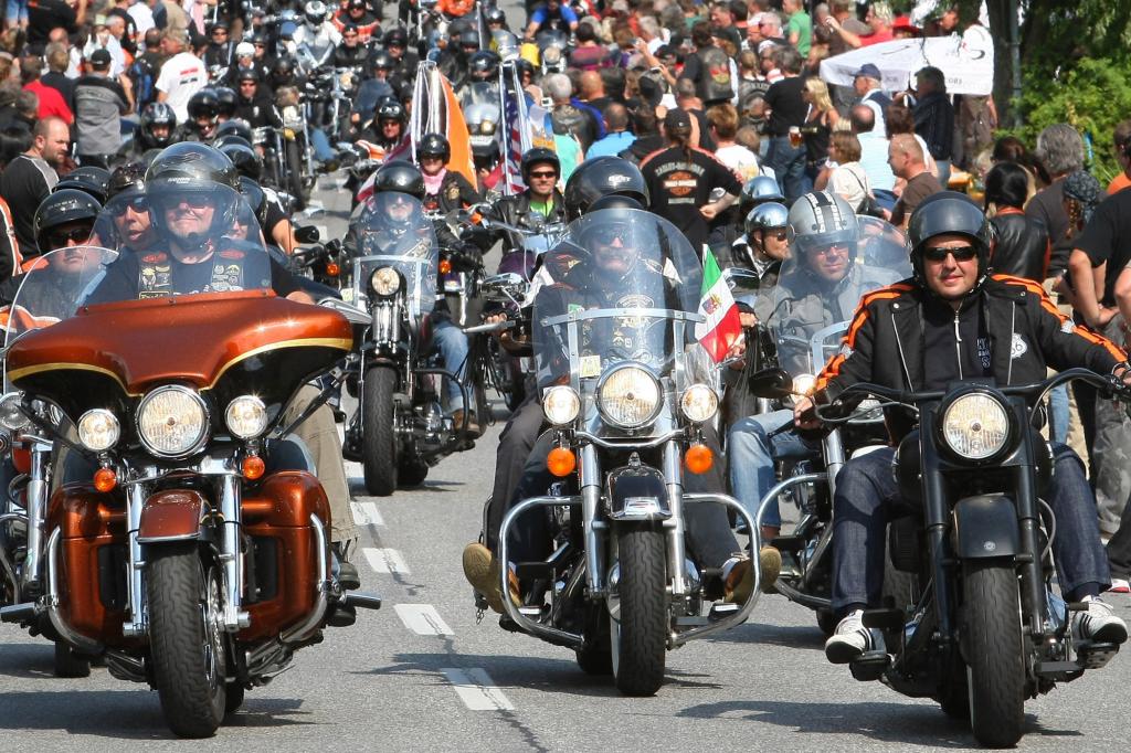 Motorradzulassungen - Schwacher Juni