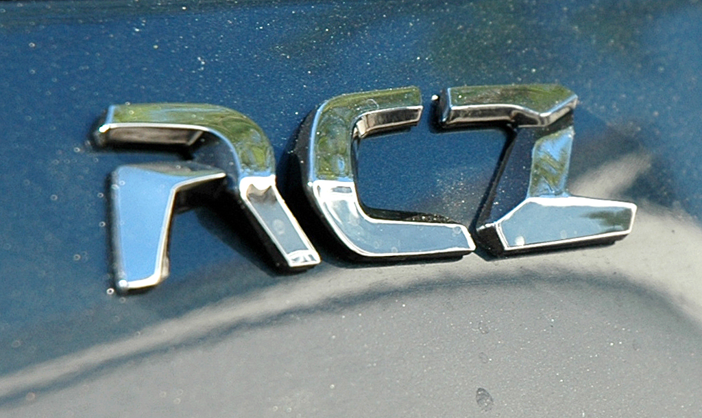 Peugeot RCZ Diesel: Modellschriftzug am Heck.
