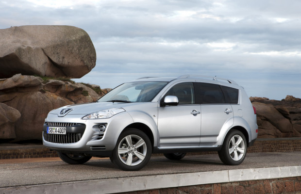Peugeot wertet den 4007 auf