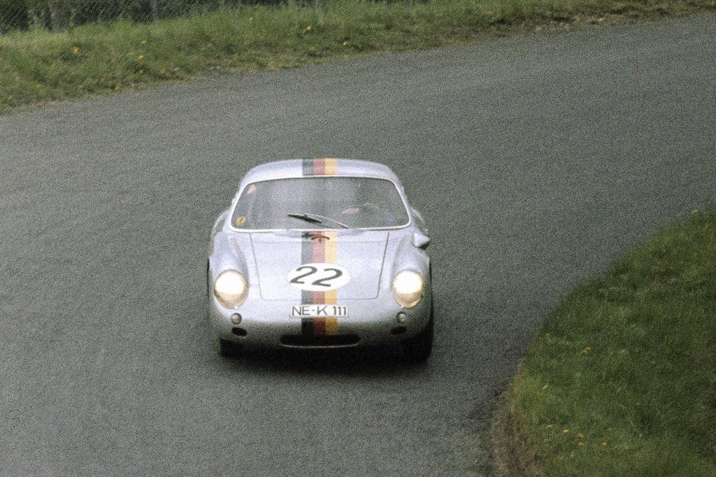 Porsche 756 Abarth - Ein GT-Weltmeister auf Rallyepfaden