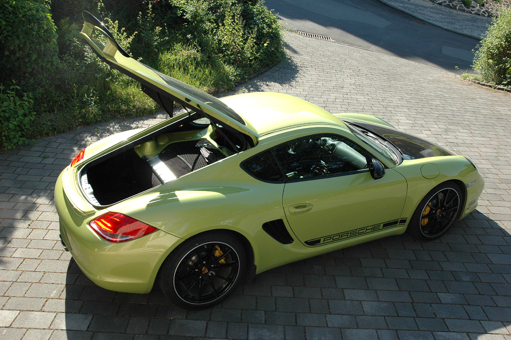 Porsche Cayman R: Ins Gepäckabteil hinten passen nochmal 260 Liter hinein. 