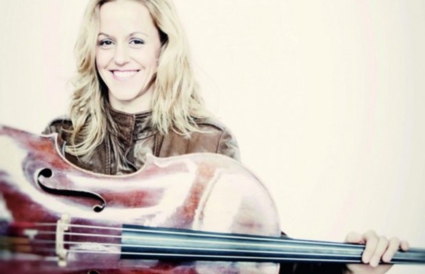 Star-Cellistin Sol Gabetta tritt im Audi-Forum auf