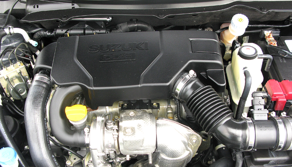 Suzuki Swift: Blick auf den 75 PS starken Vierzylinder-Selbstzünder. 
