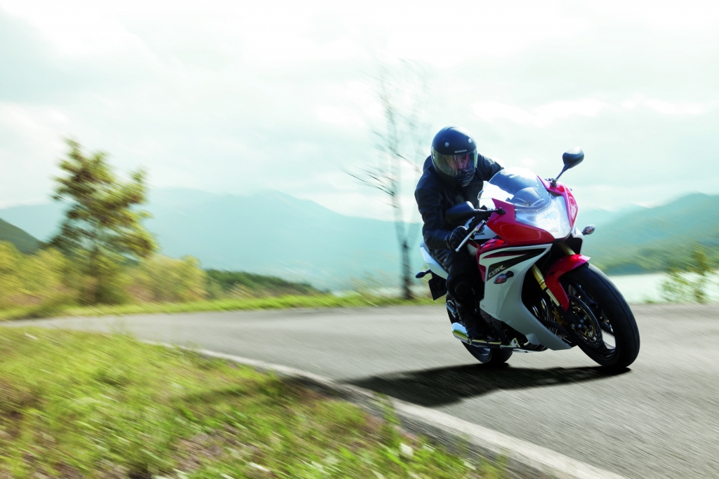 Test: Honda CBR 600 F - Keine halbe Sache 