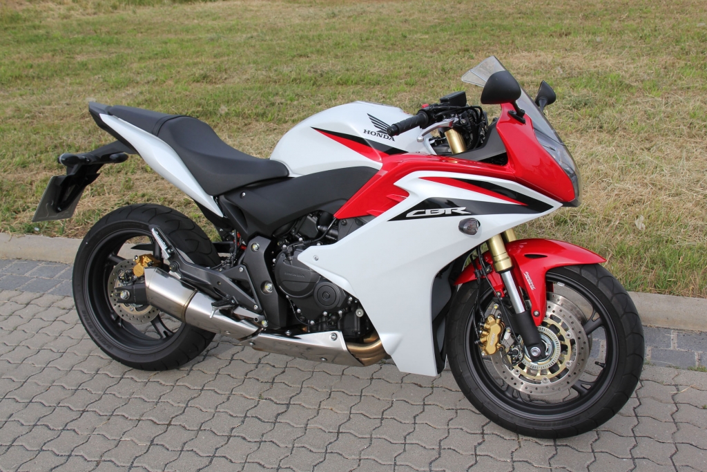 Test: Honda CBR 600 F - Keine halbe Sache 