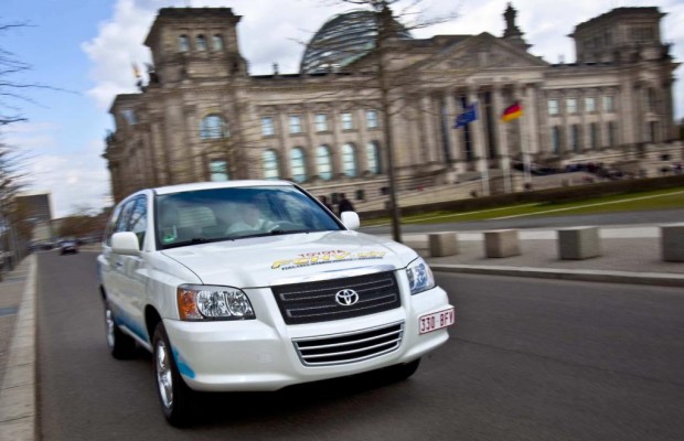 Toyota FCHV adv: Tröpfchenleger