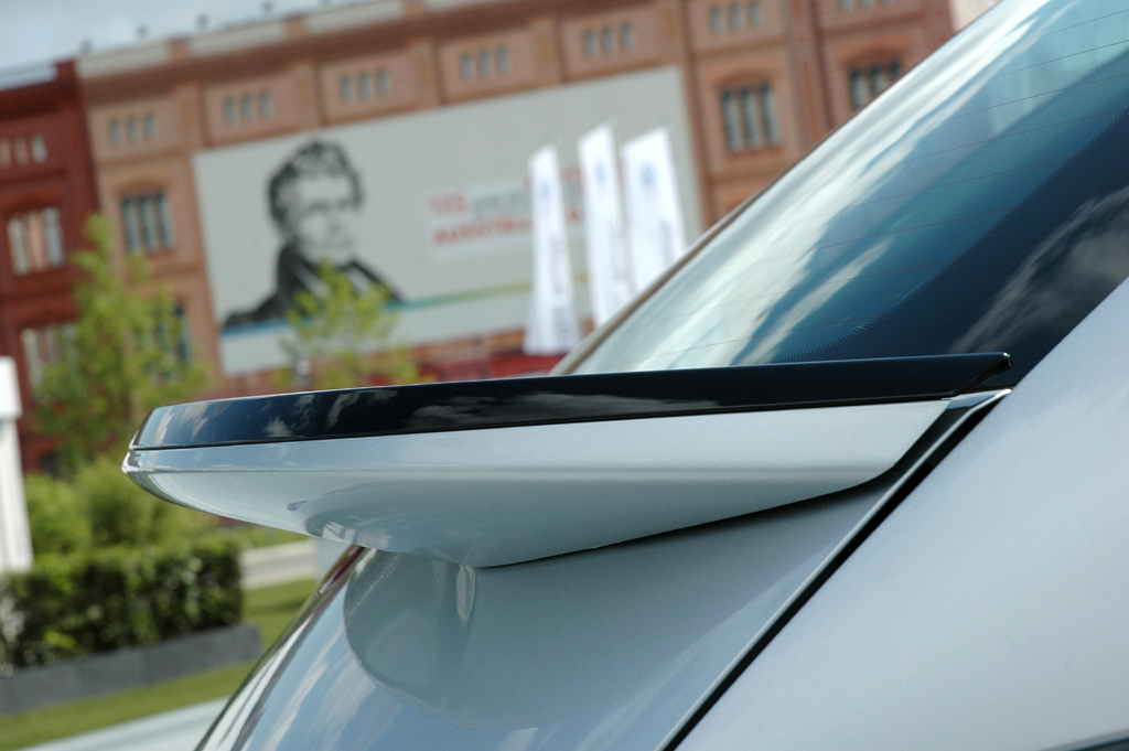 VW Beetle: Beim Spitzenmodell gehört der Heckspoiler zum Serienumfang. 