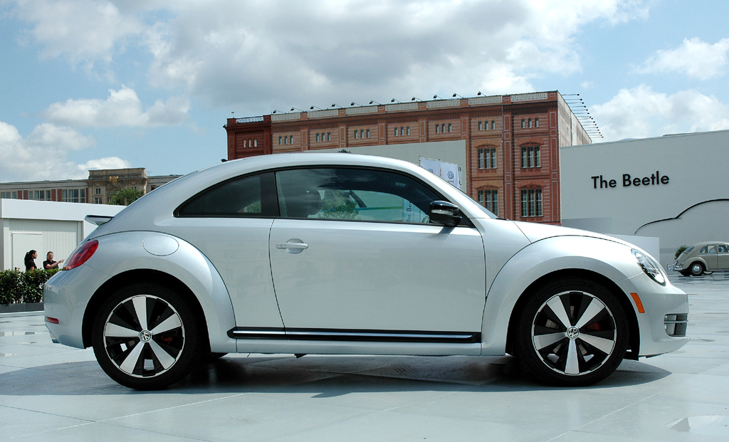 VW Beetle: Und so sieht der Zweitürer von der Seite aus. 