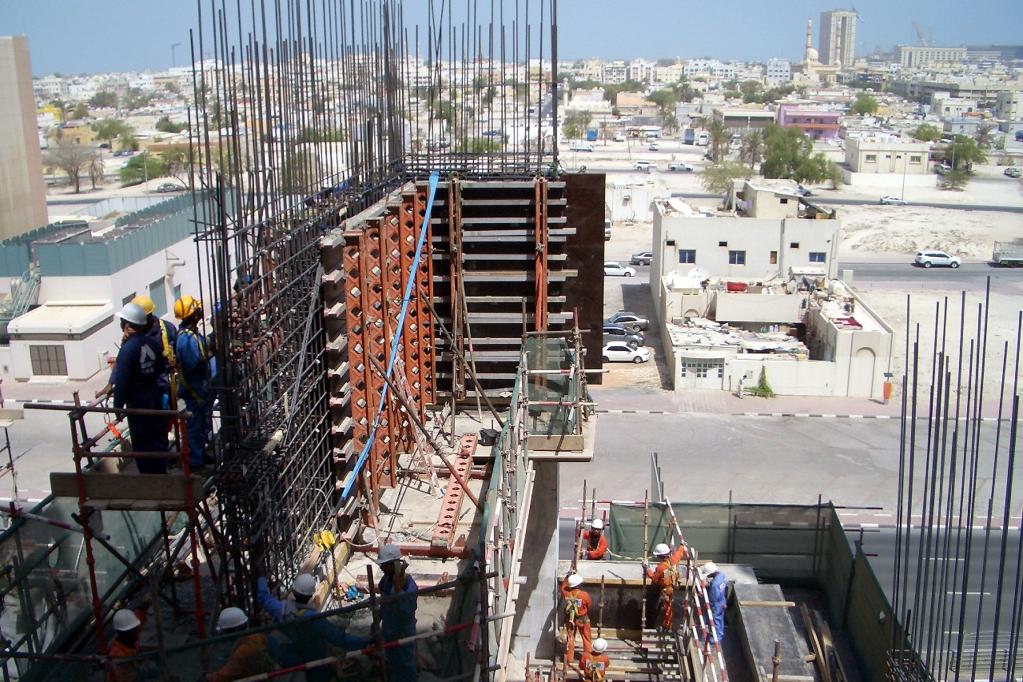 Westfalia baut vollautomatisches Parkhaus in Dubai