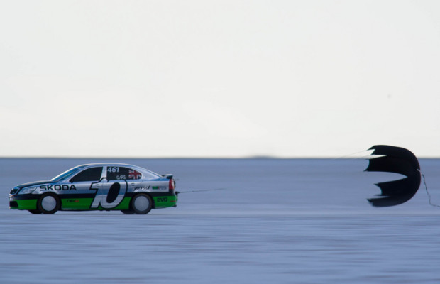 Škoda Octavia ist in Bonneville über 325 km/h schnell