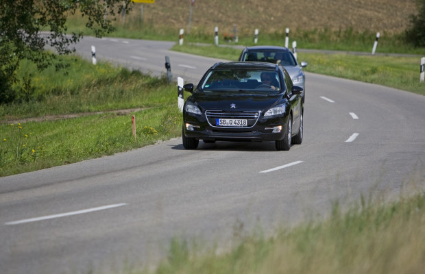 50 neue Peugeot für ADAC-Sprit-Spar-Training