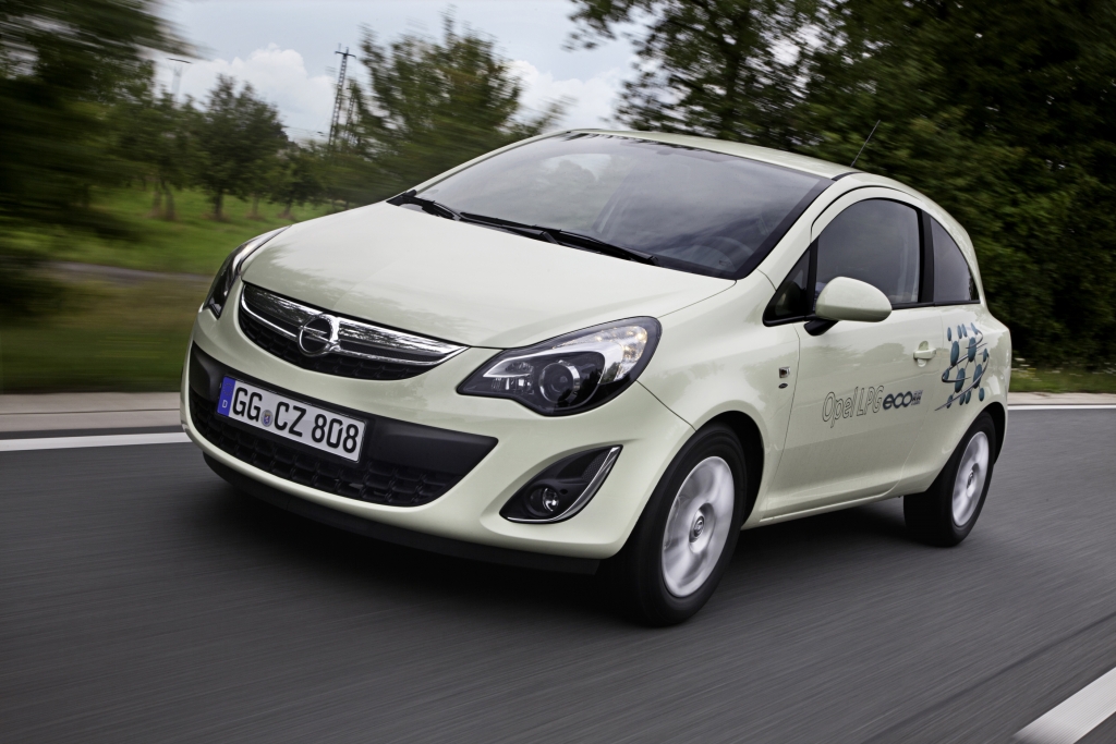 Ab sofort ergänzt eine LPG-Variante die Corsa-Familie. Der im Drei- und Fünftürer verfügbare 1,2-Liter- Motor leistet im Autogasbetrieb 61kW / 83 PS.