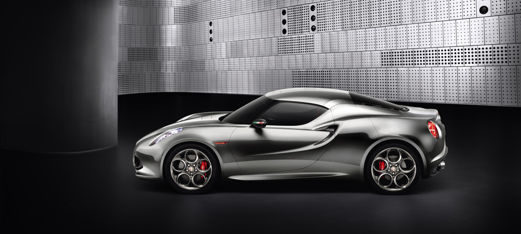 Alfa Romeo 4C Concept.