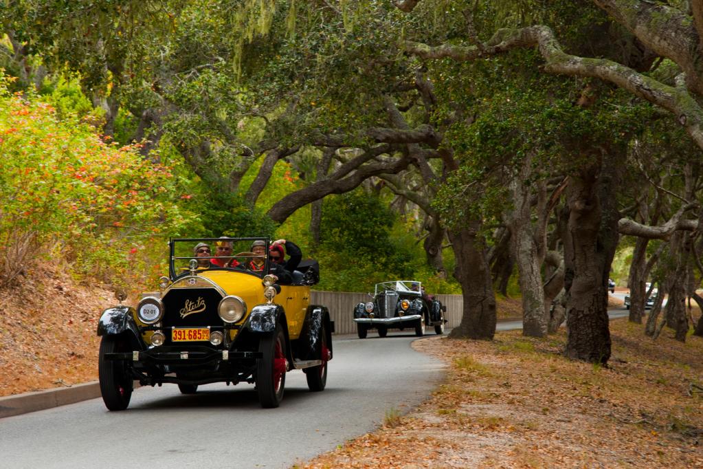 Am Concours d'Elegance nehmen mehr als 200 extrem teure Oldtimer teil. 
