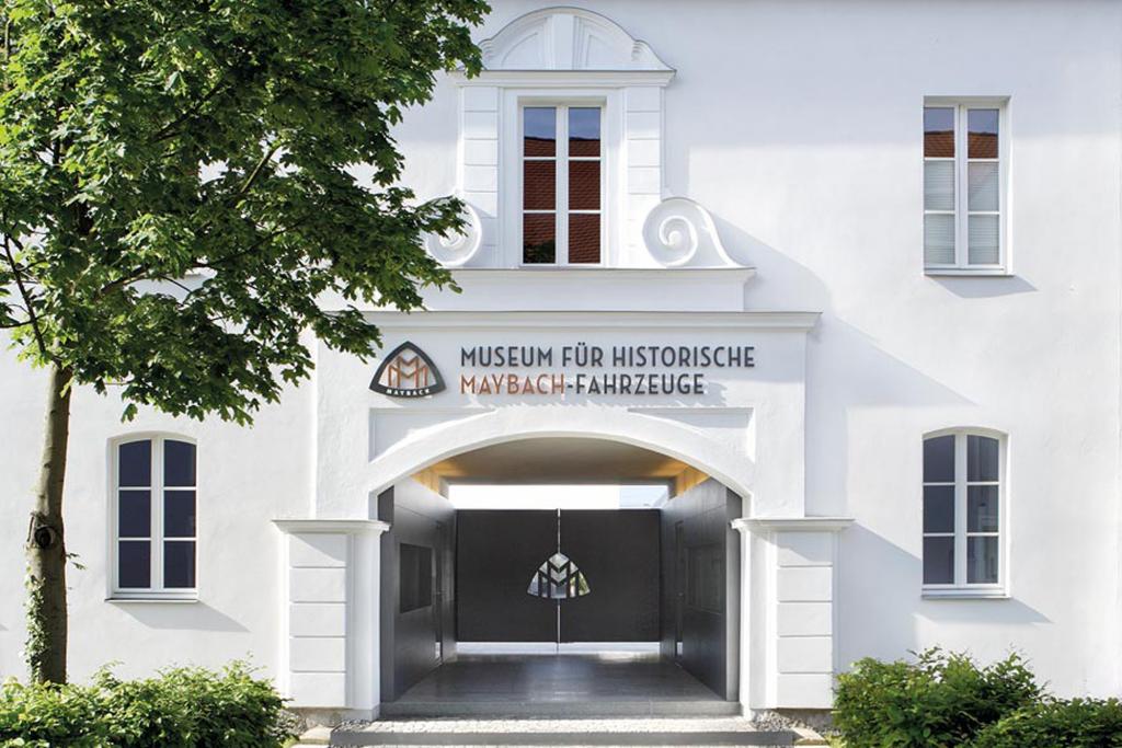 Besonders edel sind die Fahrzeuge im Maybach-Museum