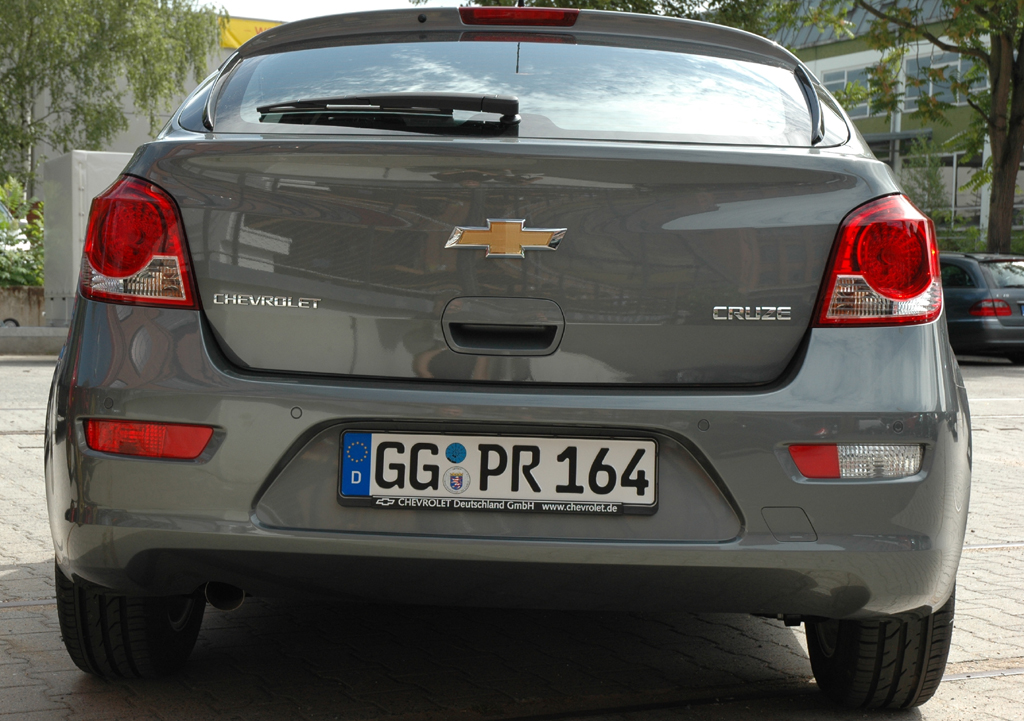 Chevrolet Cruze Fließheck: Blick auf die Heckpartie.