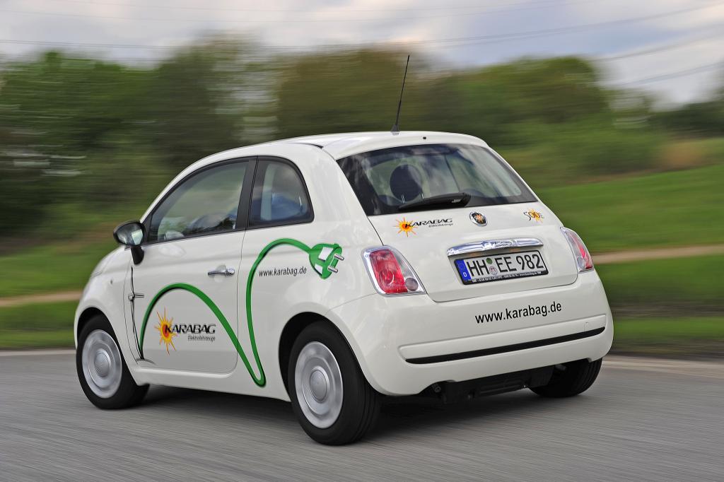 Der new 500E kostet 299 Euro im Monat