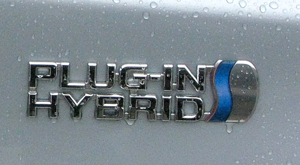 Die Plug-in-Hybridtechnologie kündigt Toyota bei uns für Mitte 2012 an. 