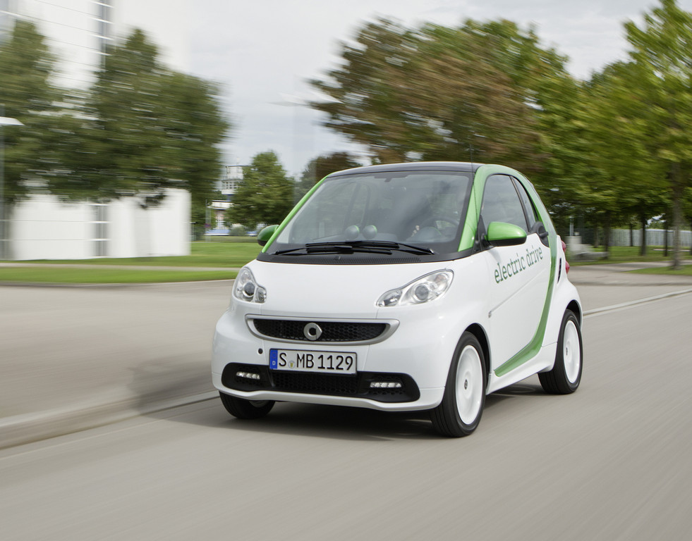 Dritte Generation Smart Fortwo Electric Drive: App mit Rädern