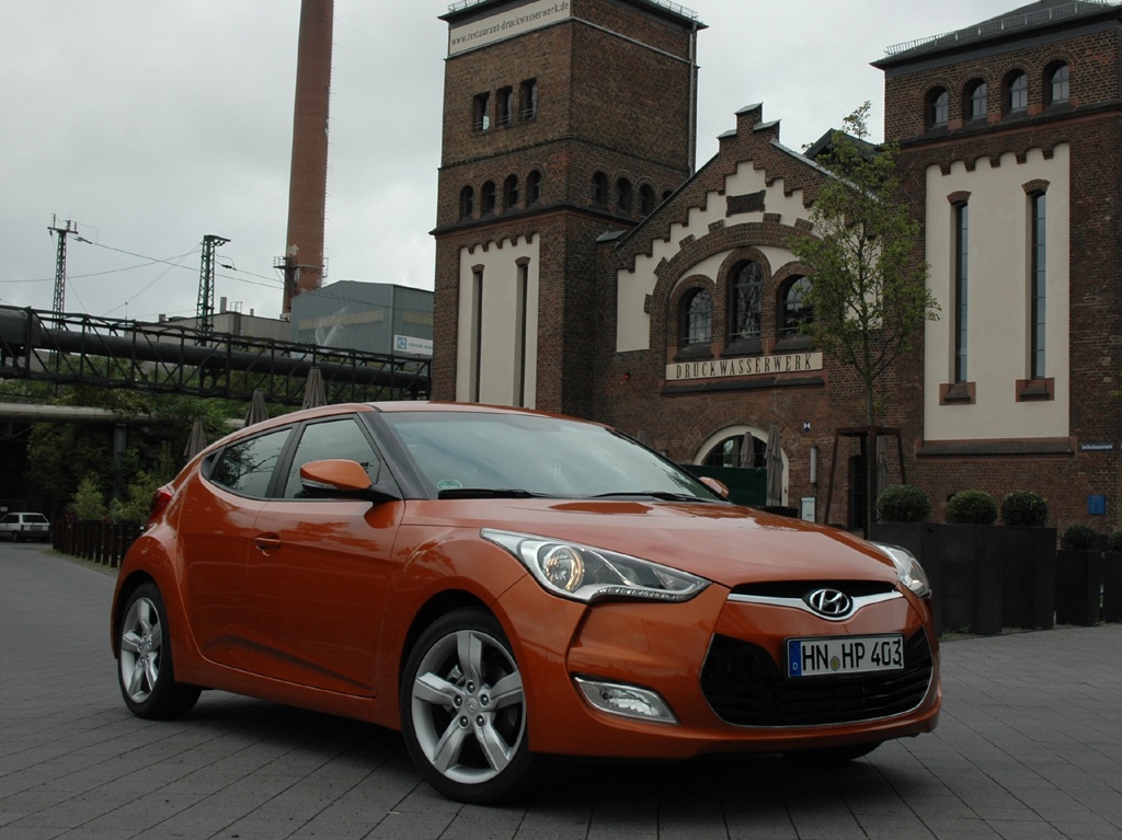 Eins plus zwei: Hyundai-Citycoupé Veloster startet mit 140-PS-Benziner im September