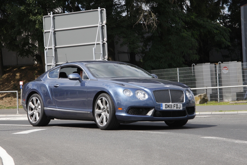 Erwischt Erlkönig Bentley Continental GT Speed: Englische Luxuskarosse mit Power satt