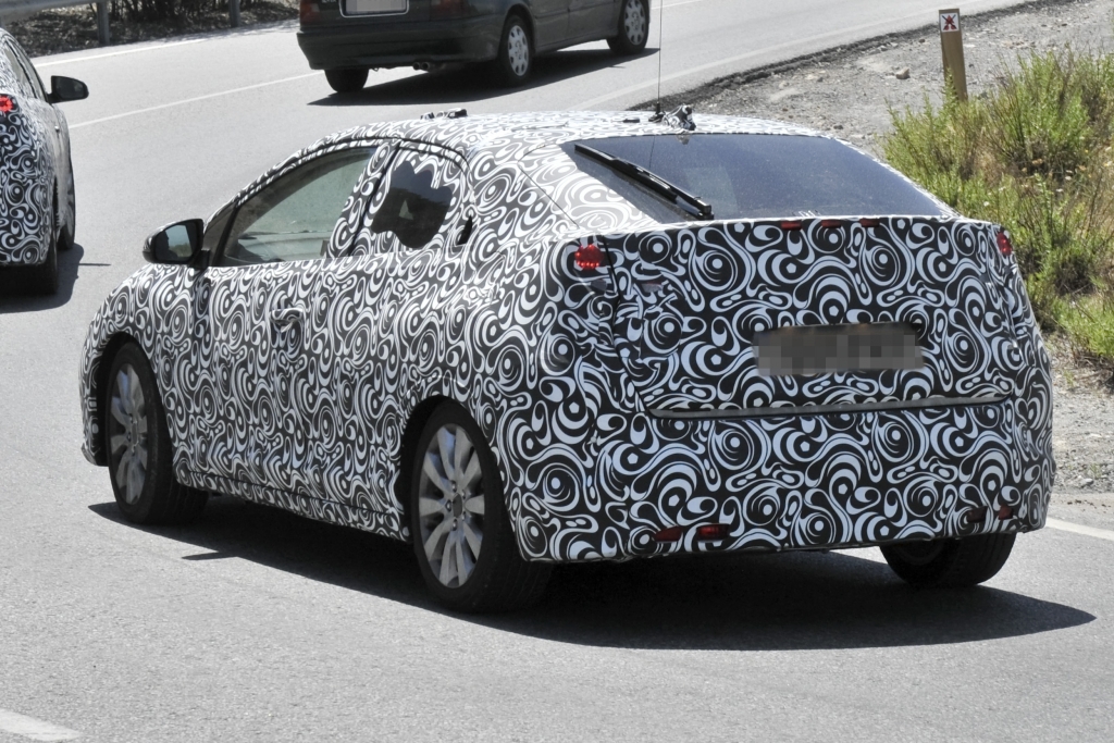 Erwischt: Erlkönig Honda Civic – Japan-Golf in konventionell