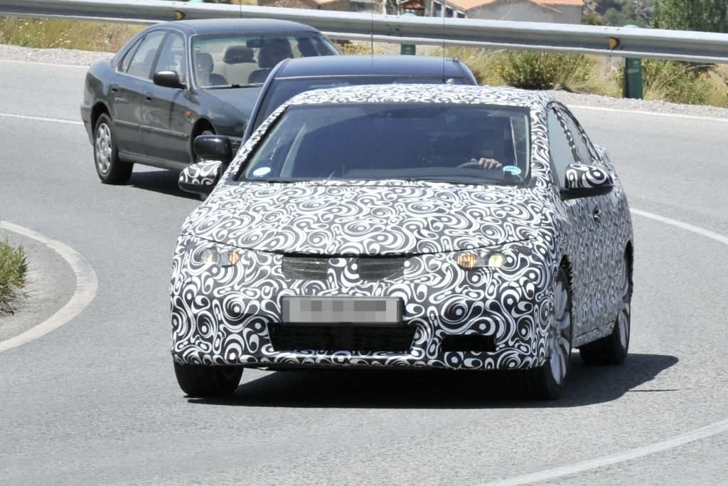 Erwischt: Erlkönig Honda Civic – Japan-Golf in konventionell