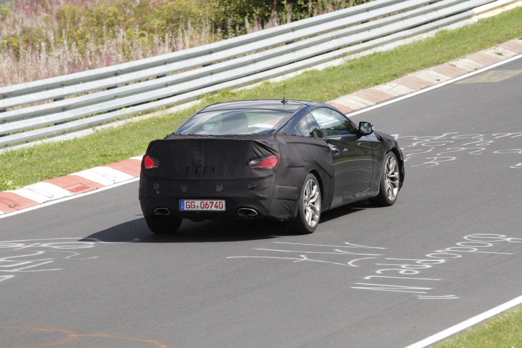 Erwischt: Erlkönig Hyundai Genesis Coupé - Mehr Leistung, weniger Verbrauch