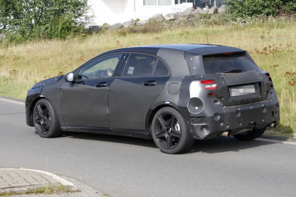 Erwischt: Erlkönig Mercedes A-Klasse AMG – Der mit dem Golf tanzt