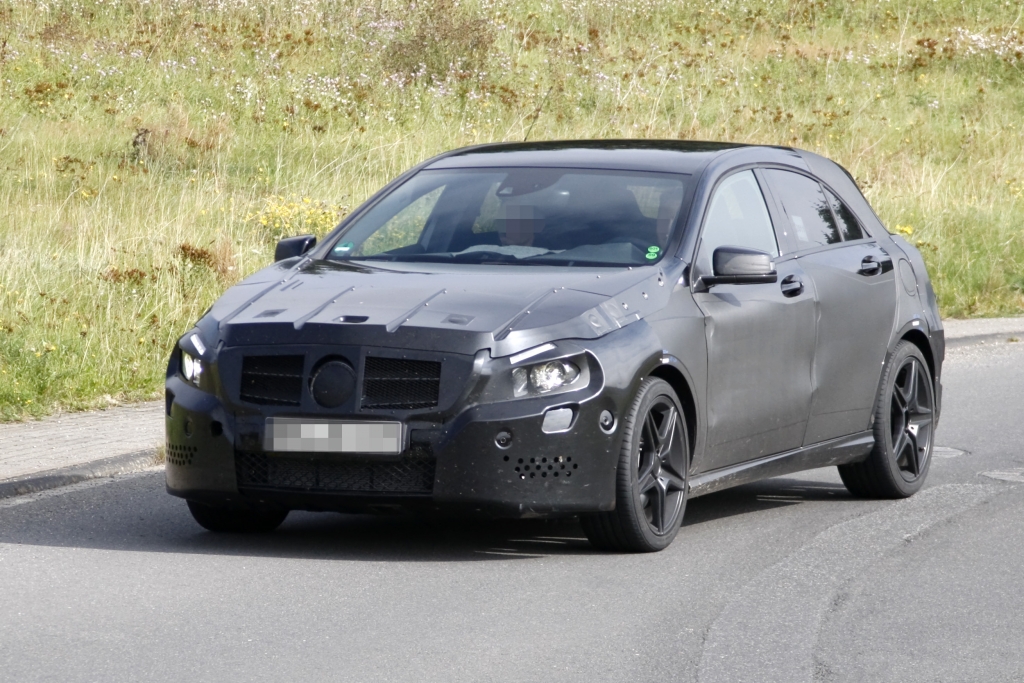 Erwischt: Erlkönig Mercedes A-Klasse AMG – Der mit dem Golf tanzt