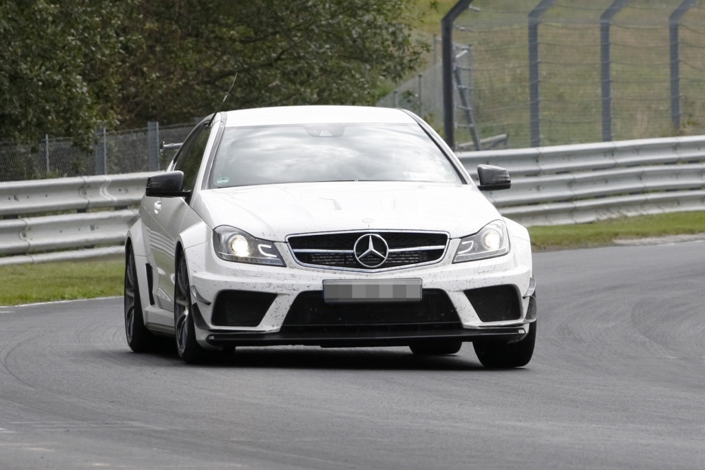 Erwischt: Erlkönig  Mercedes C63 AMG Black Series Aero
