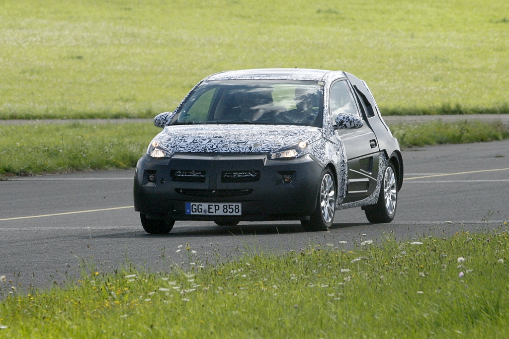 Erwischt: Erlkönig Opel Junior – Kleiner Kugelblitz
