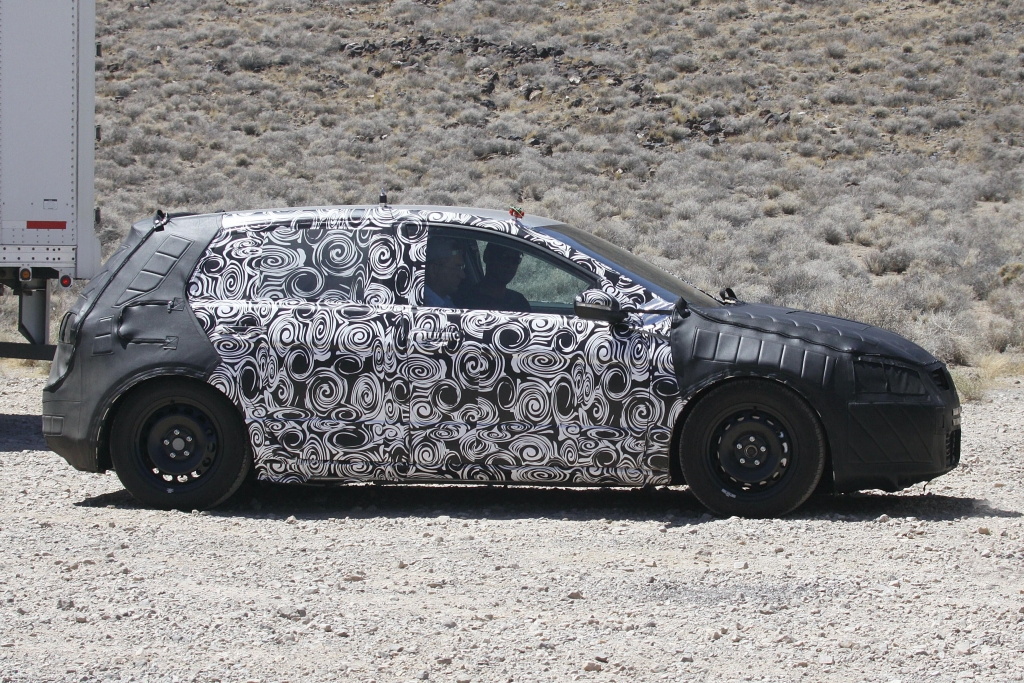 Erwischt: VW Golf VII – Jetzt legt er wieder zu ...