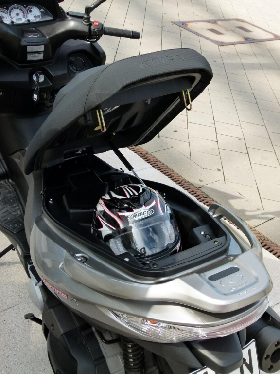 Fahrbericht Kymco Xciting 500 iR evo ABS: Rollern bis der Arzt kommt!
