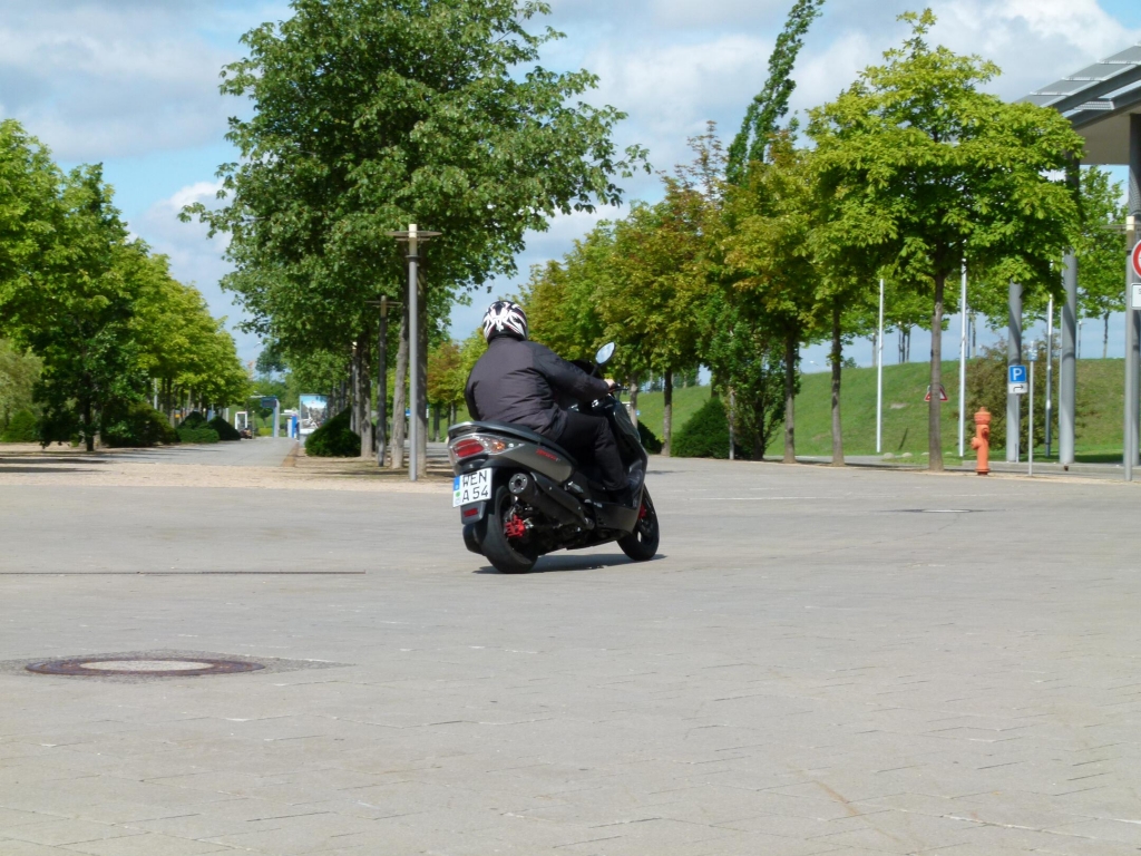Fahrbericht Kymco Xciting 500 iR evo ABS: Rollern bis der Arzt kommt!