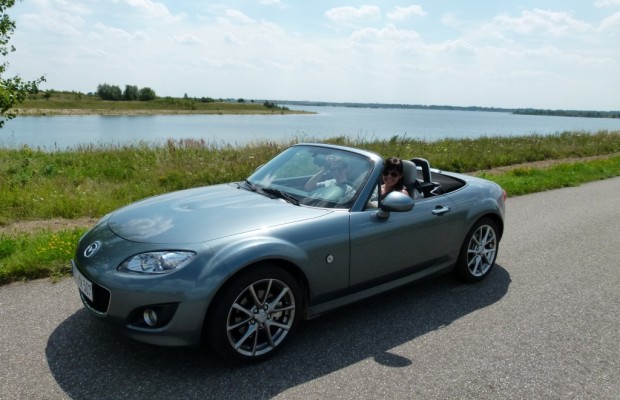 Fahrbericht Mazda MX-5 1.8 MZR Kaminari - Das pure Vergnügen
