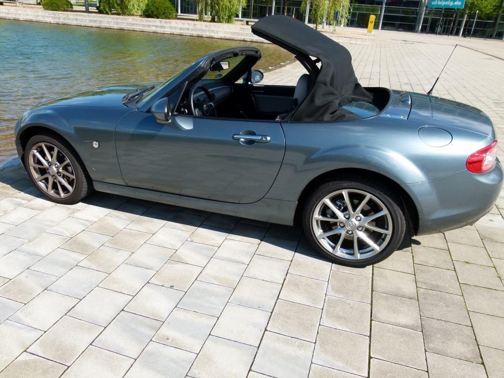 Fahrbericht Mazda MX-5 1.8 MZR Kaminari - Das pure Vergnügen
