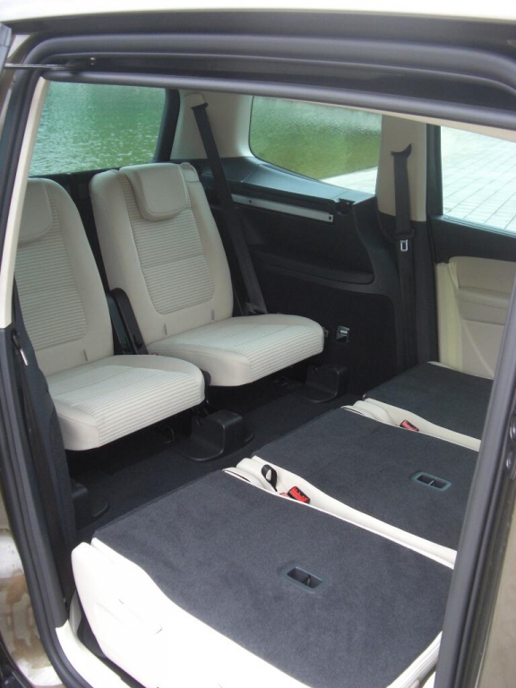 Fahrbericht Seat Alhambra E-Ecomotive Style 2.0 TDI CR: Spanier gräbt Konzernmutter das Wasser ab