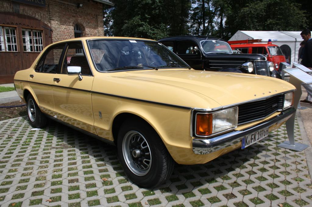 Ford Granada MKI von 1976
